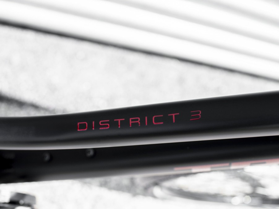 Stad Trek | District 3 Equipped Stagger